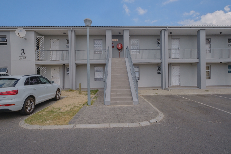 1 Bedroom Property for Sale in The Connifers Western Cape